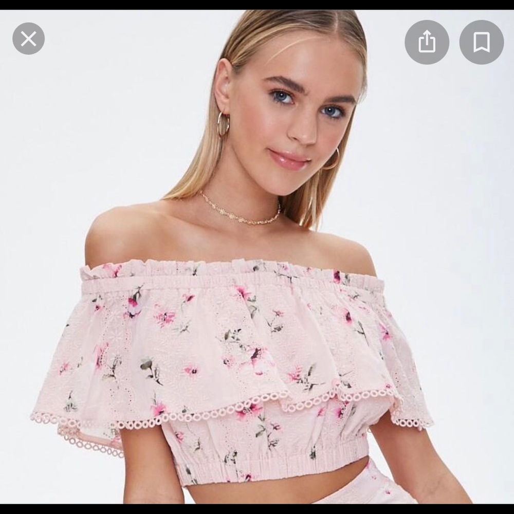 Floral Lace Flounce crop Top